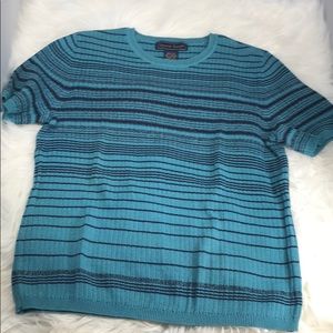 Laura Scott sweater size M